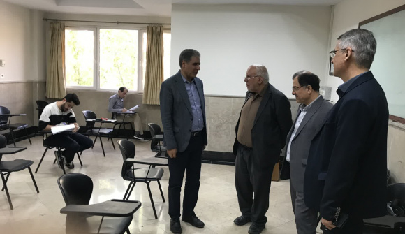 بازدید هیئت رئیسه از روند برگزاری امتحانات پایان ترم دانشکده