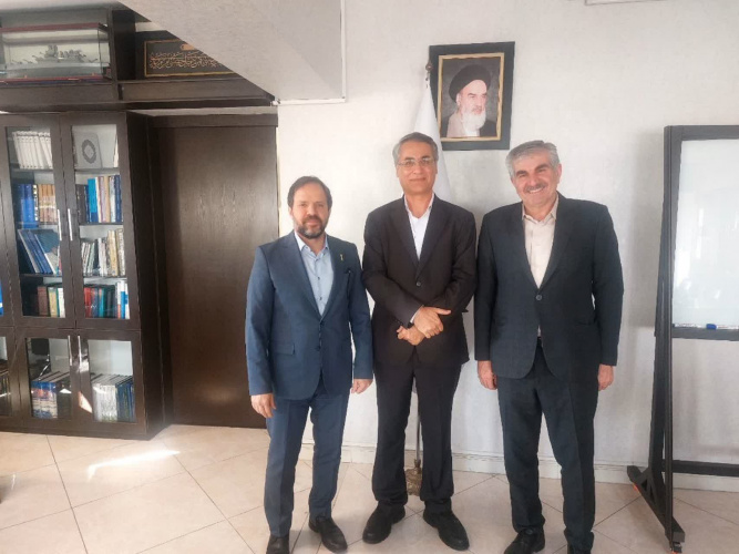 دیدار رئیس دانشکده روانشناسی و علوم تربیتی  با رئیس دانشگاه جامع علمی کاربردی