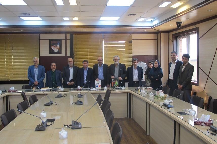 دومین مراسم رونمایی از کتاب دانشکده روان شناسی و علوم تربیتی برگزار گردید.