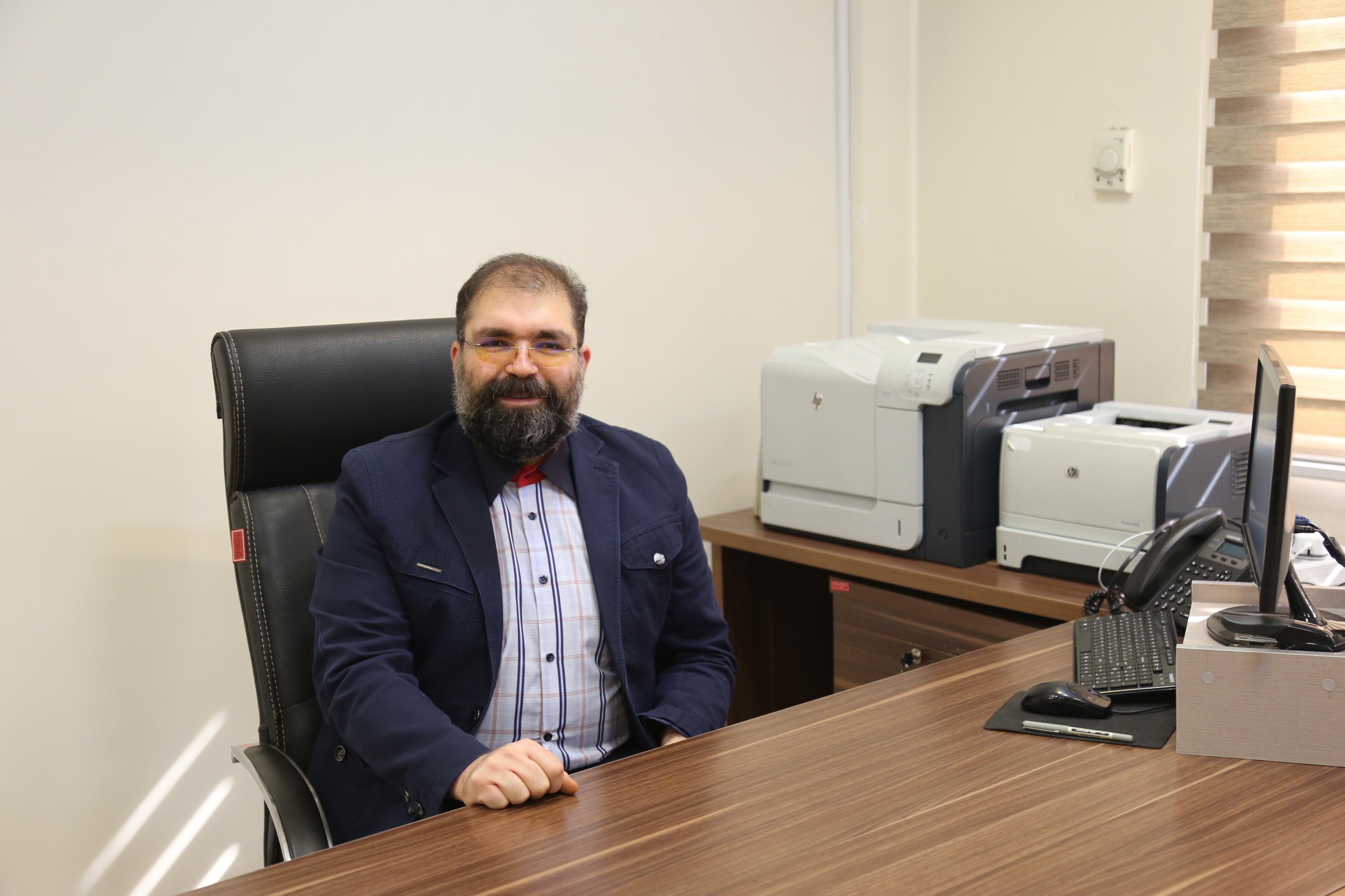 معاونت پژوهشی دانشکده برگزار می کند: نشست پژوهشگران فعال ارتباط با صنعت و جامعه