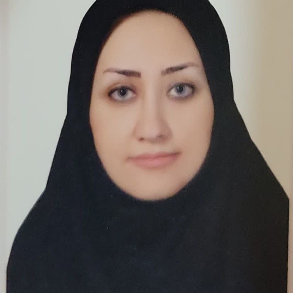 فائزه داودی