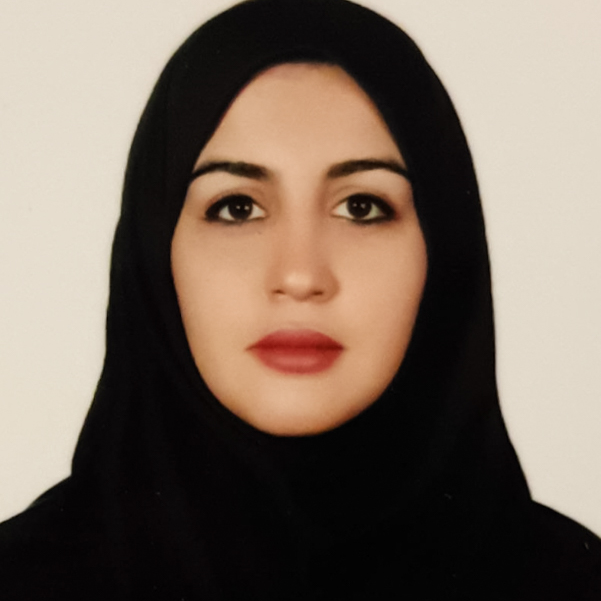 نیوشا ذوالفقاری