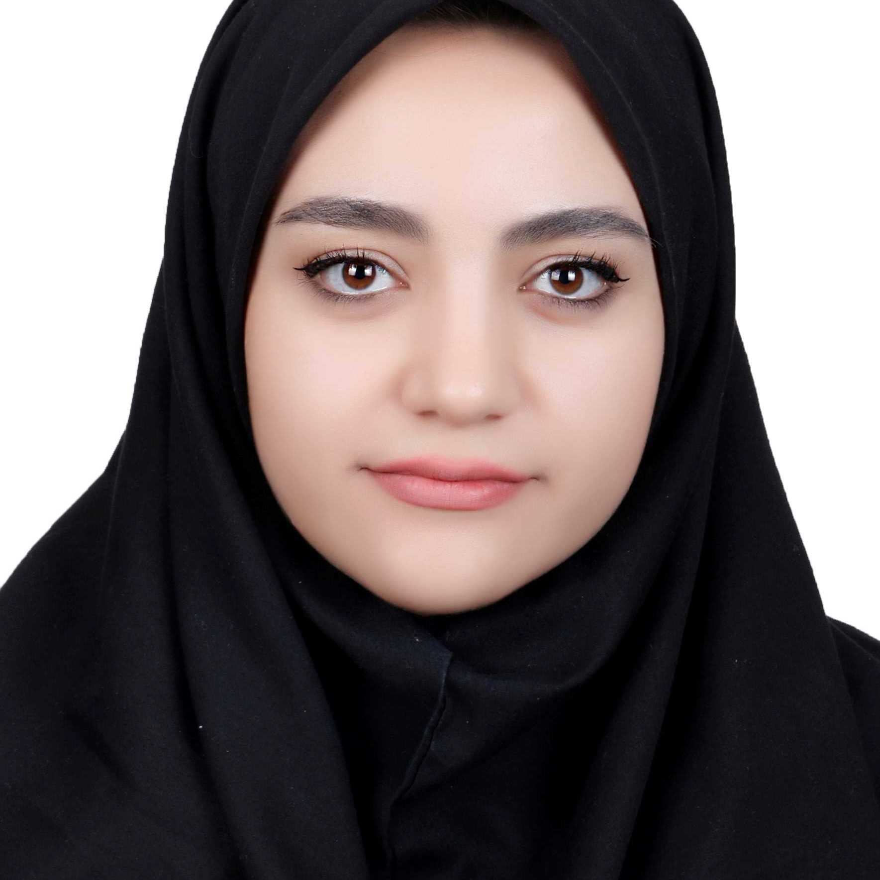 شقایق کارگر