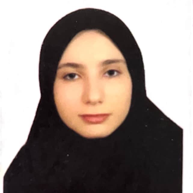 زینب احمدی